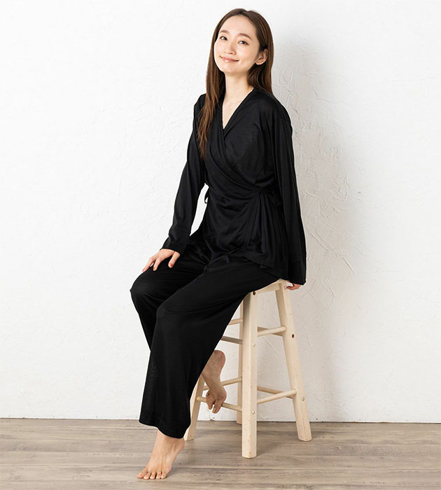 シルク100％ジャージー パジャマ 上下セット カシュクールトップスとパンツ 日本製