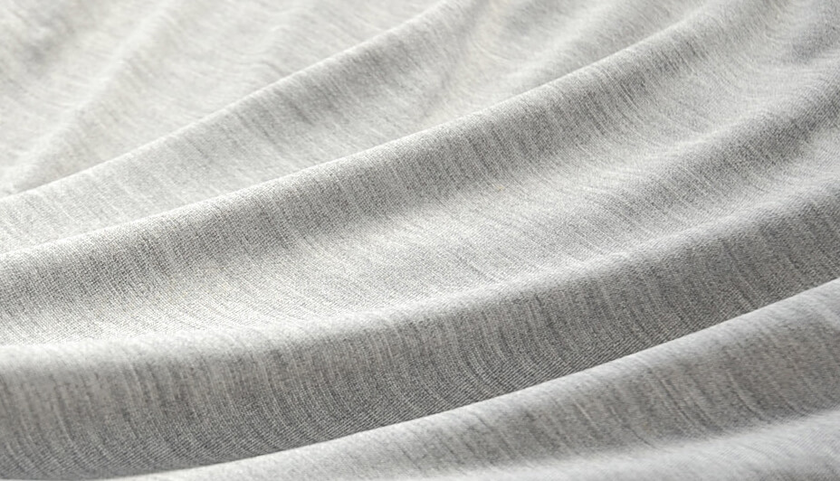 心地よいシルク素材