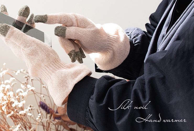 シルク おやすみ手袋 スマートフォン対応 日本製 ピンク フリーサイズ