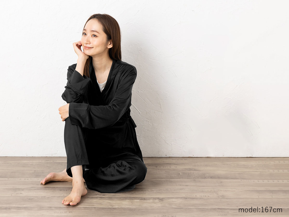 シルク100％ジャージー パジャマ 上下セット カシュクールトップスとパンツ 日本製