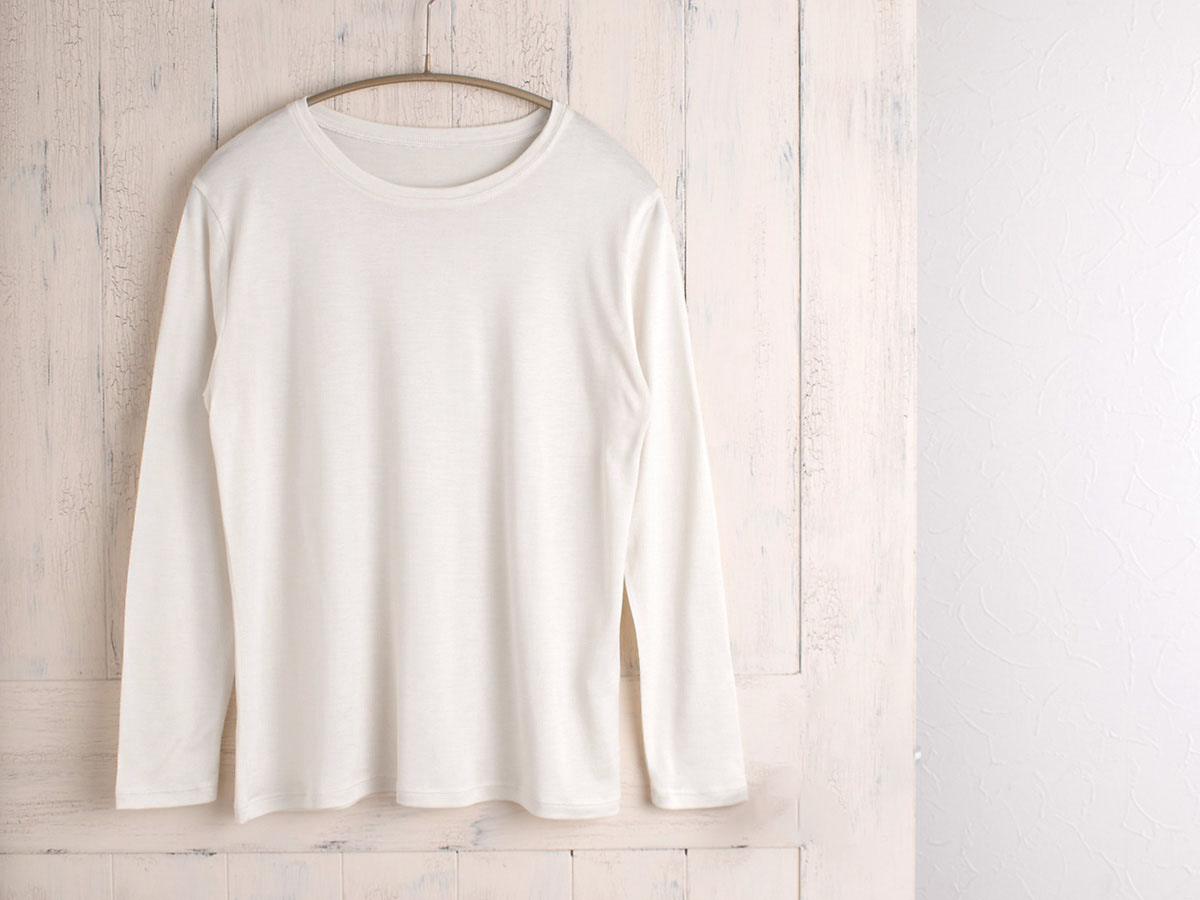 シルク100％ 長袖 インナー 日本製 クルーネック 【ふわ肌シルク】