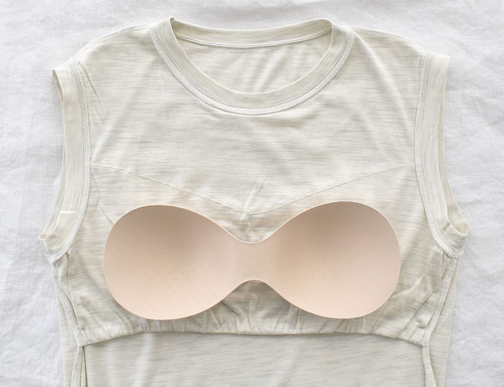 シルク100％ ソフトジャージー カップ付き タンクトップ クルーネック ゆるラク 日本製
