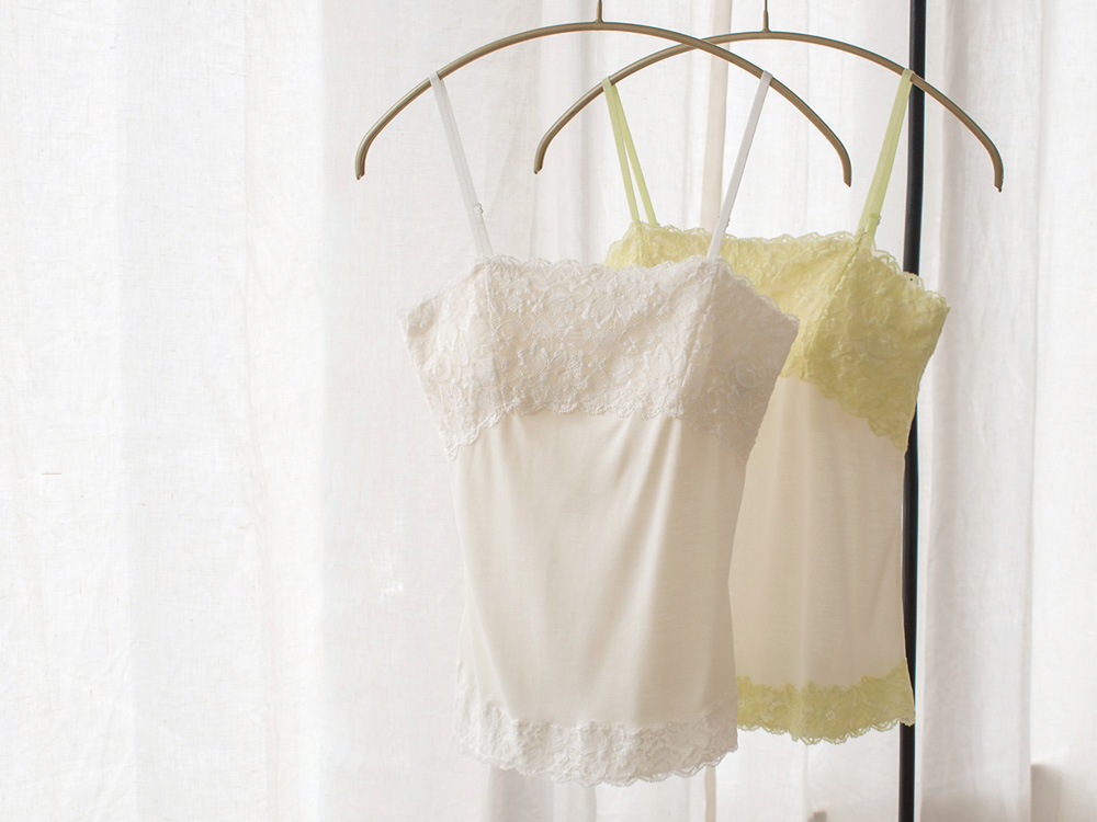 シルク カップ付きキャミソール フロントレース 日本製