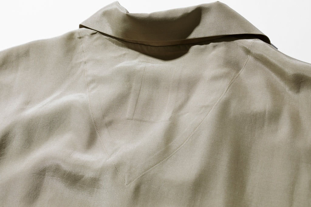 シルク100％ 前開きシャツ 日本製