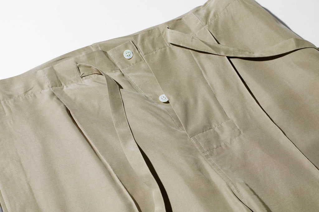 シルク100％ トラウザー 日本製