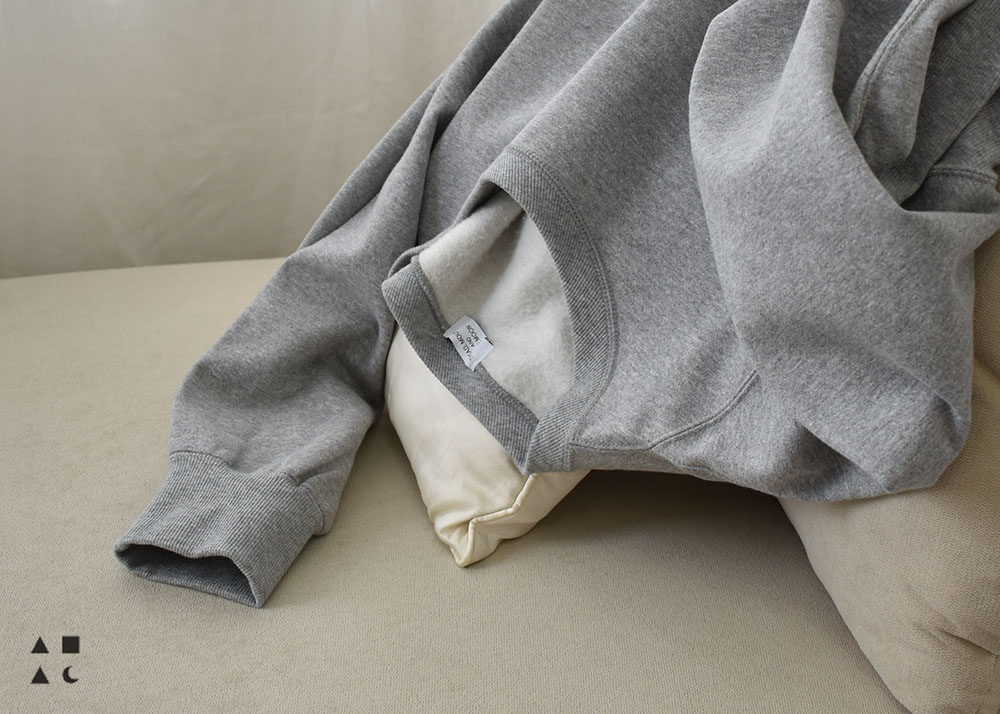 肌側シルク100％起毛 クルーネック スウェットシャツ