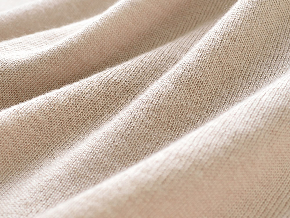 シルク100%（ふわふわ加工）