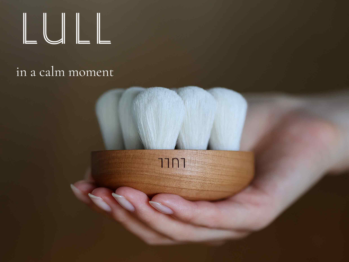 LULL シルク ボディケアブラシ 日本製 HASEGAWA ドライタイプ