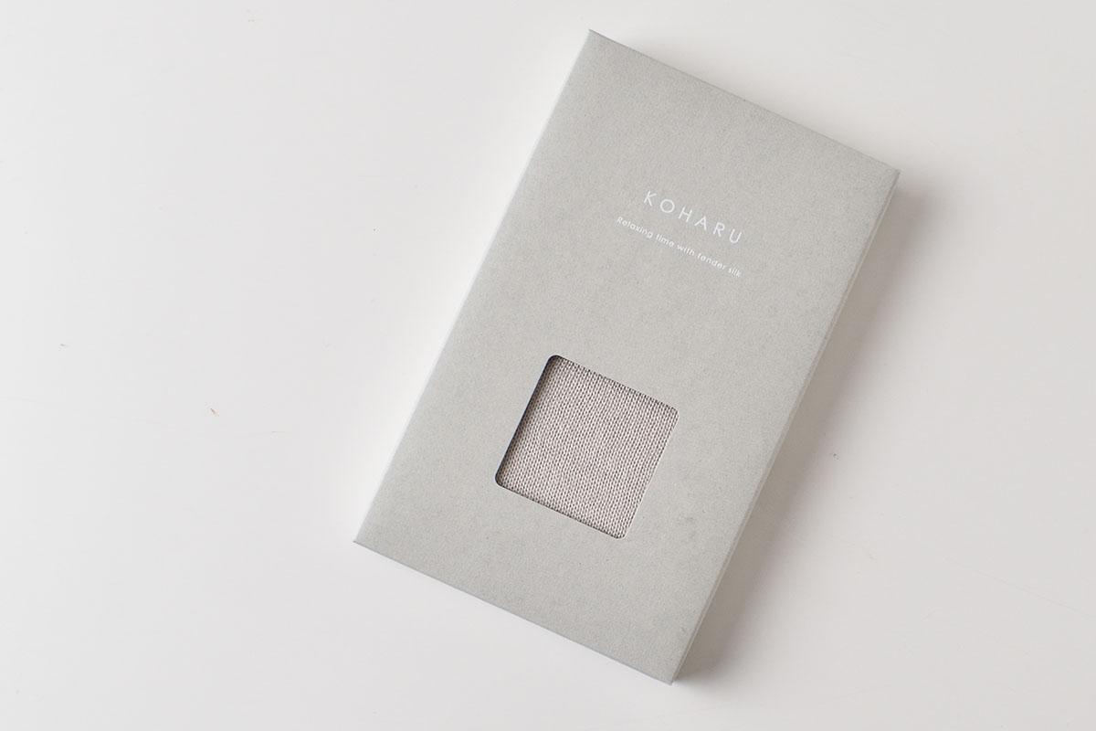 シルク100％ カーディガン 日本製 縫い目のないホールガーメント