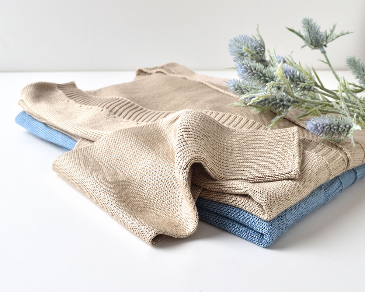 シルク100％ カーディガン 日本製 縫い目のないホールガーメント