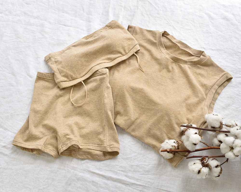 カップ裏シルク オーガニックコットン カップ付き タンクトップ クルーネック ゆるラク 日本製