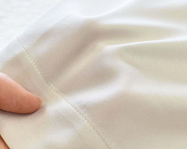 シルクサテンストレッチ ワイドパンツ