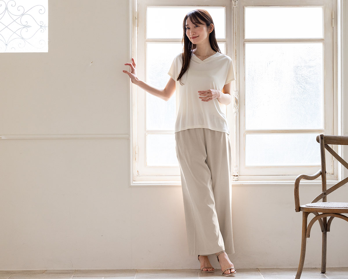 シルクサテンストレッチ ワイドパンツ