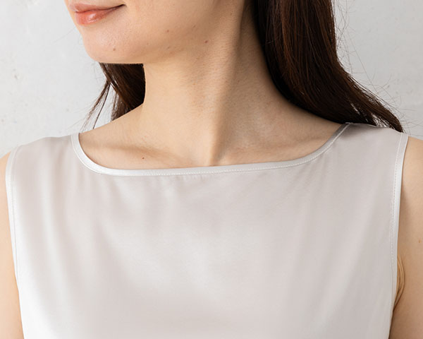 シルクサテンストレッチ タンクトップ