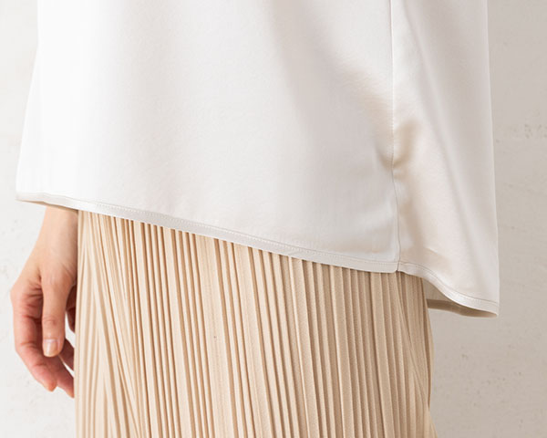 シルクサテンストレッチ タンクトップ