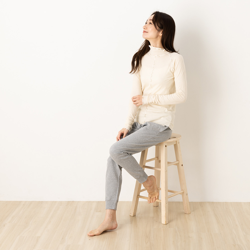 肌側シルク アウトメロー ハイネック パジャマインナー 日本製 表側コットン