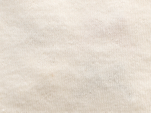 肌側シルク100% 表側コットン 接結ニット