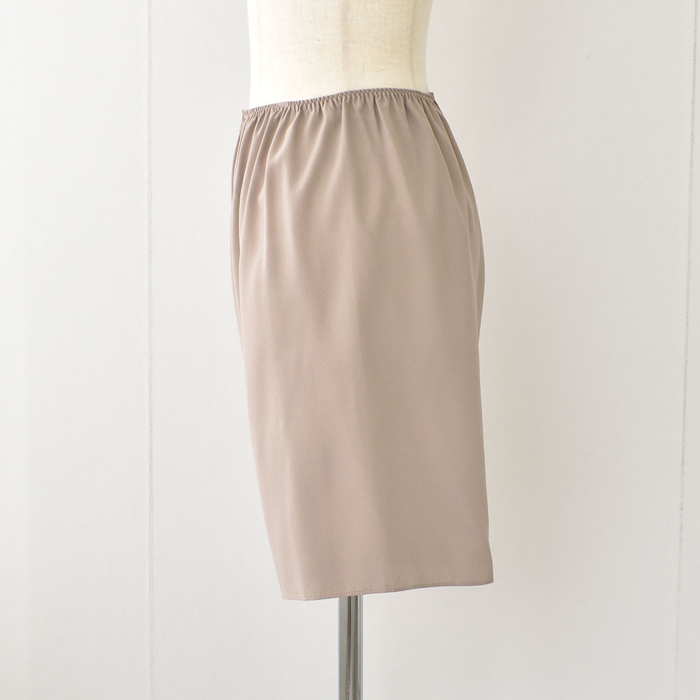 シルクサテン裏使い ペチコート 膝上ショート丈 日本製 19匁