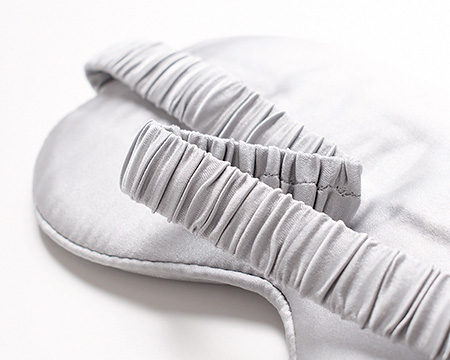 両サイドはフラット状