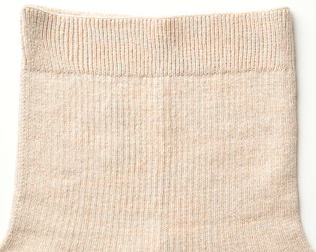 ウエストはリブ編み