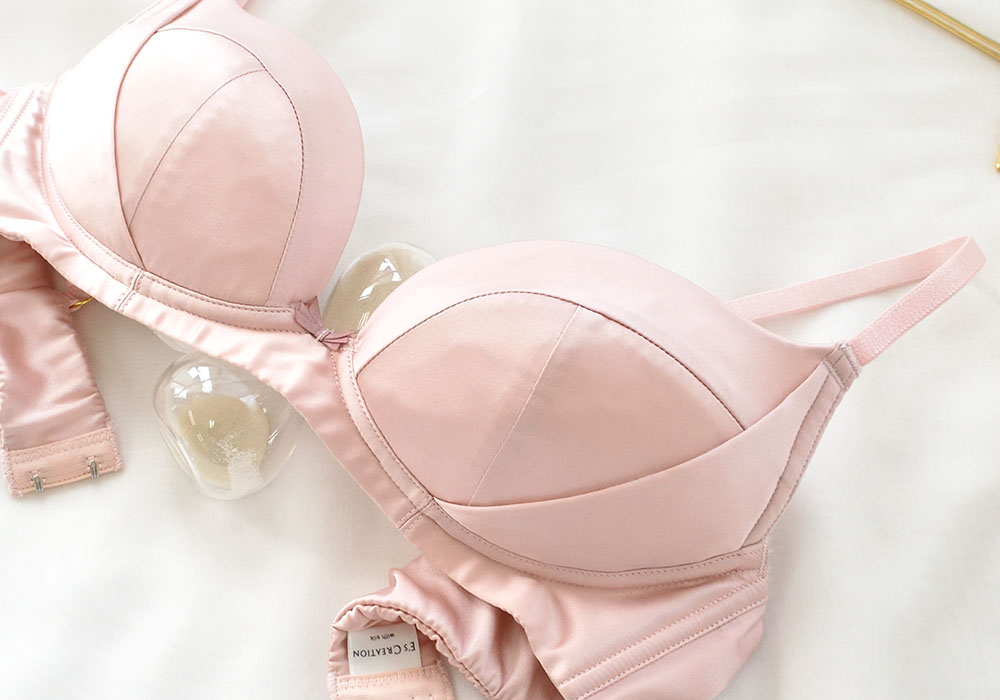 シルクサテン ノンワイヤー ブラジャー