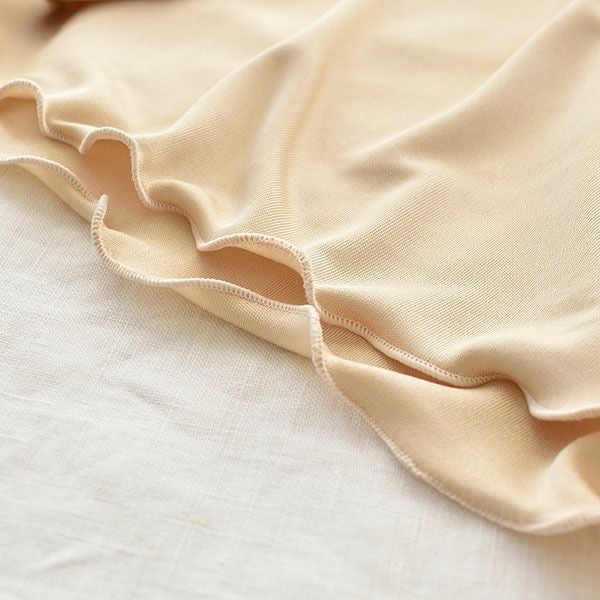 シルクスムース カップ＆汗取りパッド付き キャミソール 日本製