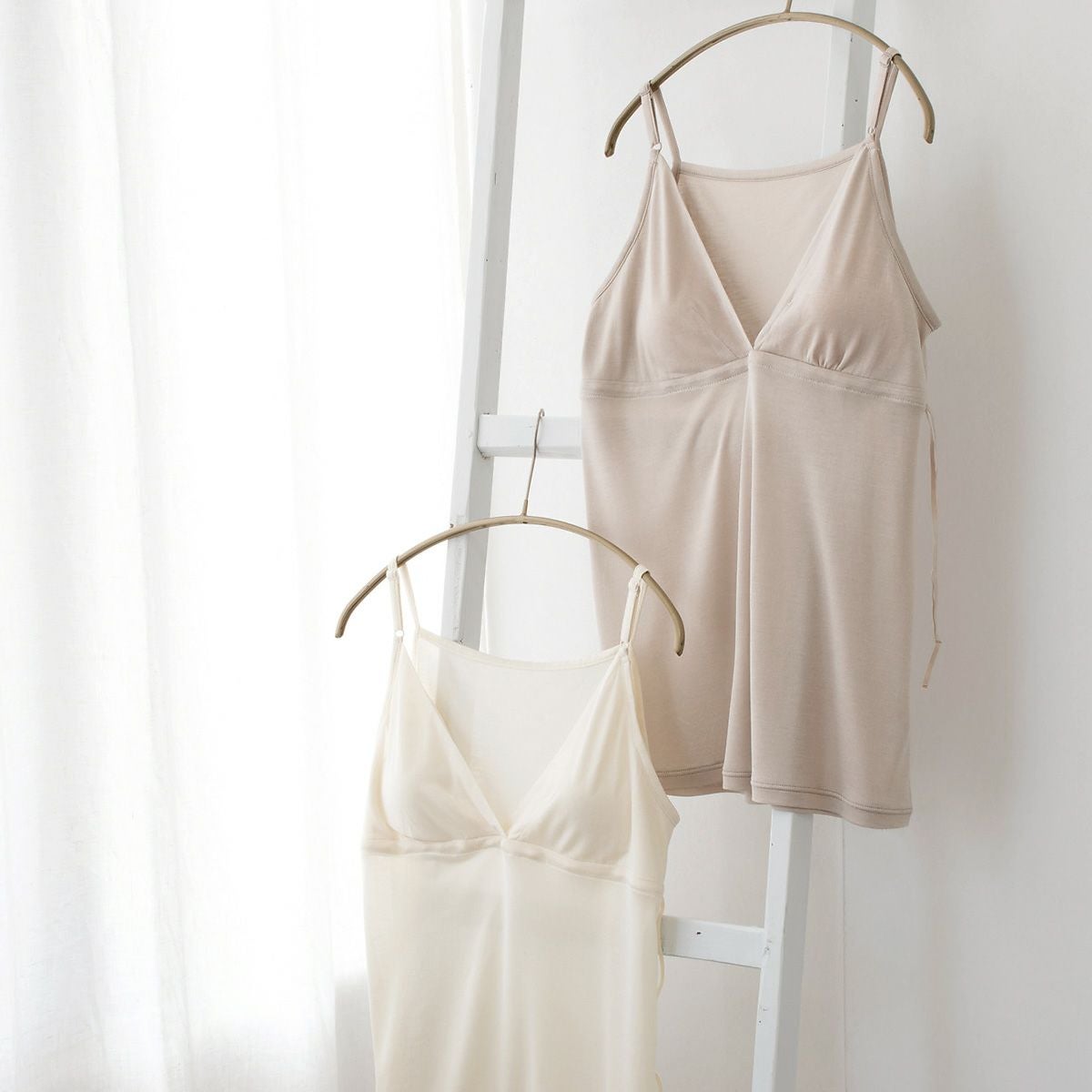 シルク100％ カップ付き カシュクール キャミソール ロング丈
