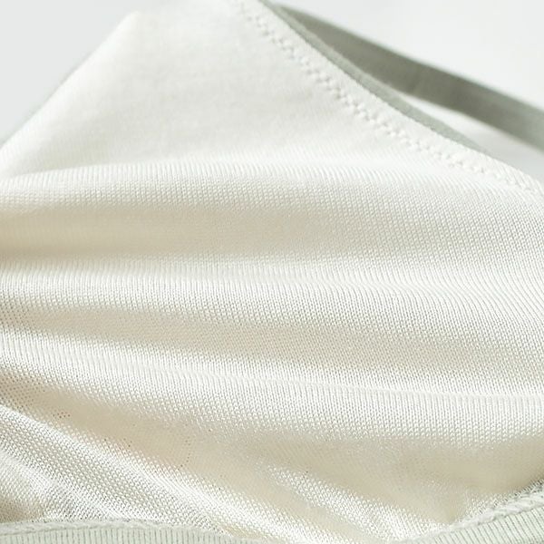 カップ裏シルク オーガニックコットン フロントホック ノンワイヤーブラ 日本製
