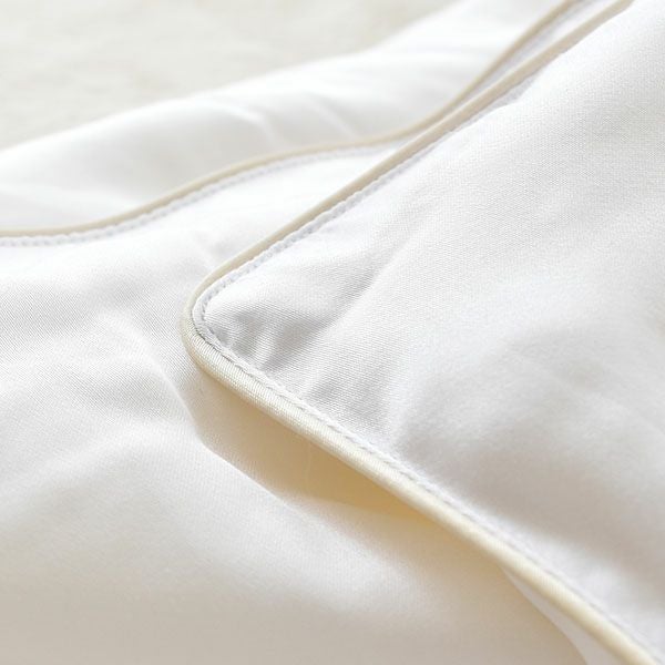 シルク100%真綿 薄掛け布団 シングルサイズ 側生地バンブー