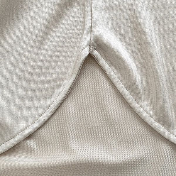 シルク100％ ノースリーブ 日本製