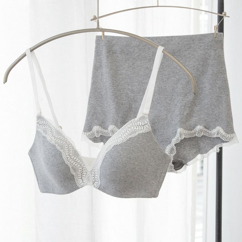 カップ裏シルク モールドカップ ノンワイヤーブラジャー＆コットンリブ ショーツ 上下セット