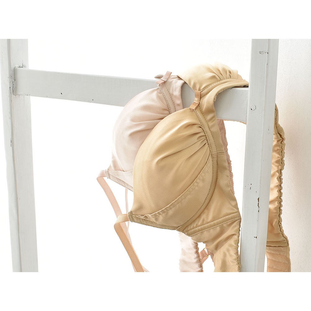 シルクサテン ノンワイヤー ブラジャー