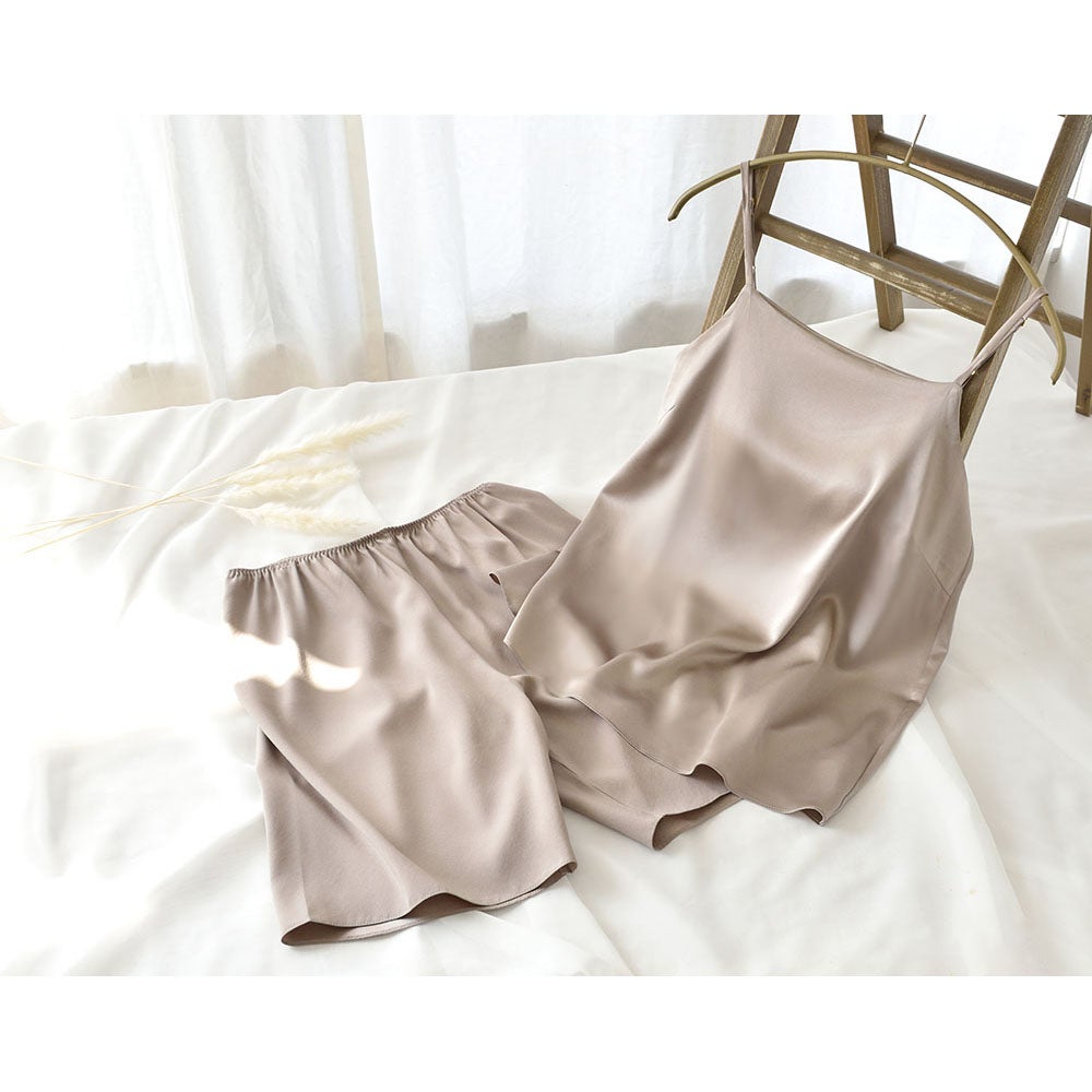 シルクサテン裏使い ペチコート 膝上ショート丈 日本製 19匁