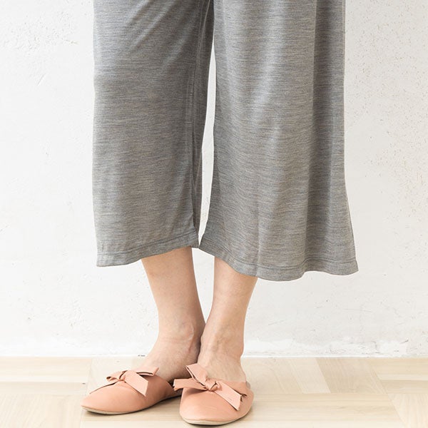 シルク100％ ジャージー パジャマ 上下セット フレンチ袖トップスとガウチョパンツ 日本製