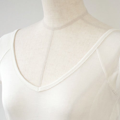 シルク100％ 汗取りインナー 日本製 Vネック 【ふわ肌シルク】